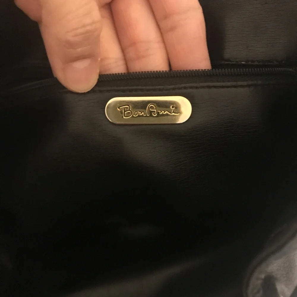 backpack - Picture 2 of 5